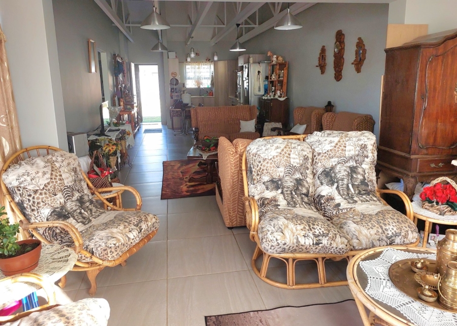 2 Bedroom Property for Sale in Ifafi North West